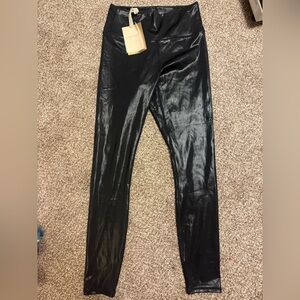 Fabletics Luxe360 Shiny Black Leggings